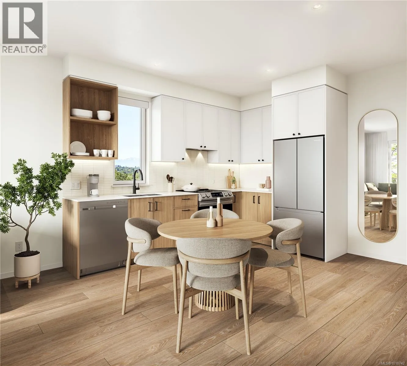 Apartment for rent: 108 3226 Shelbourne St, Saanich, British Columbia V8P 5G8