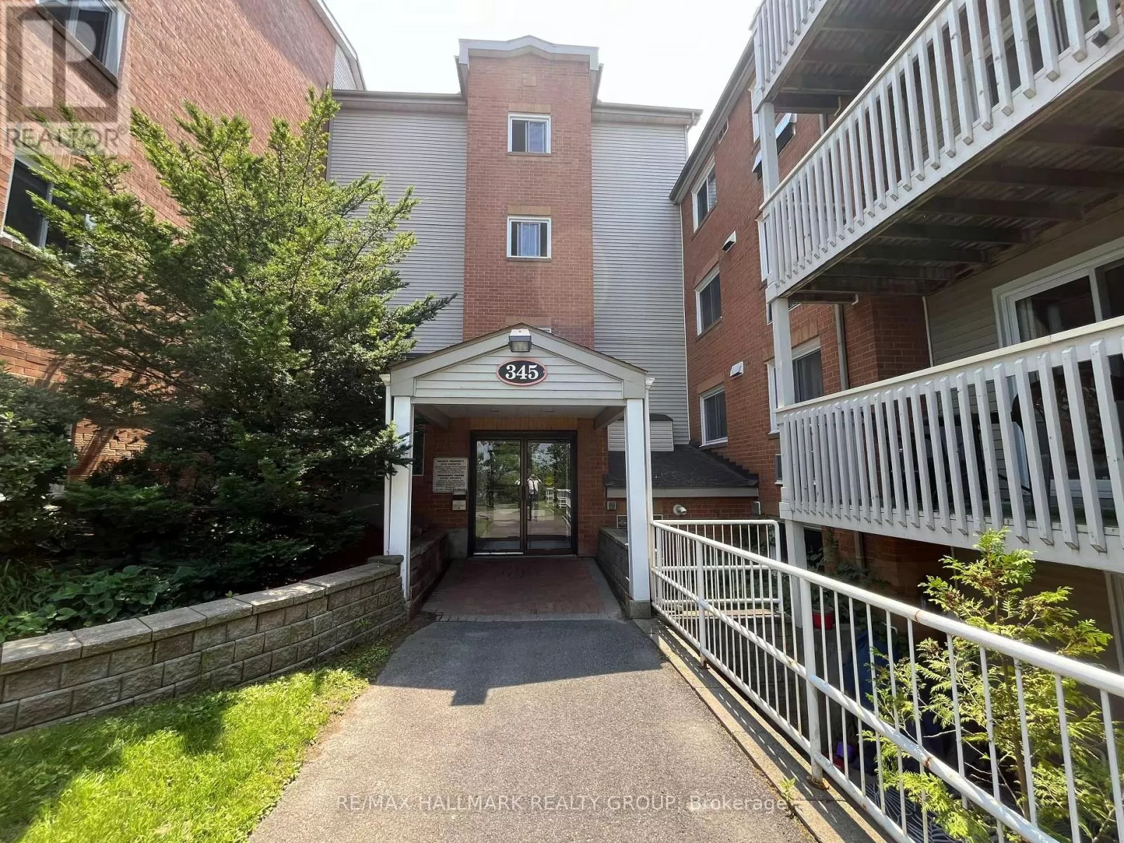 Apartment for rent: 108 - 345 Centrum Boulevard, Ottawa, Ontario K1E 3W9