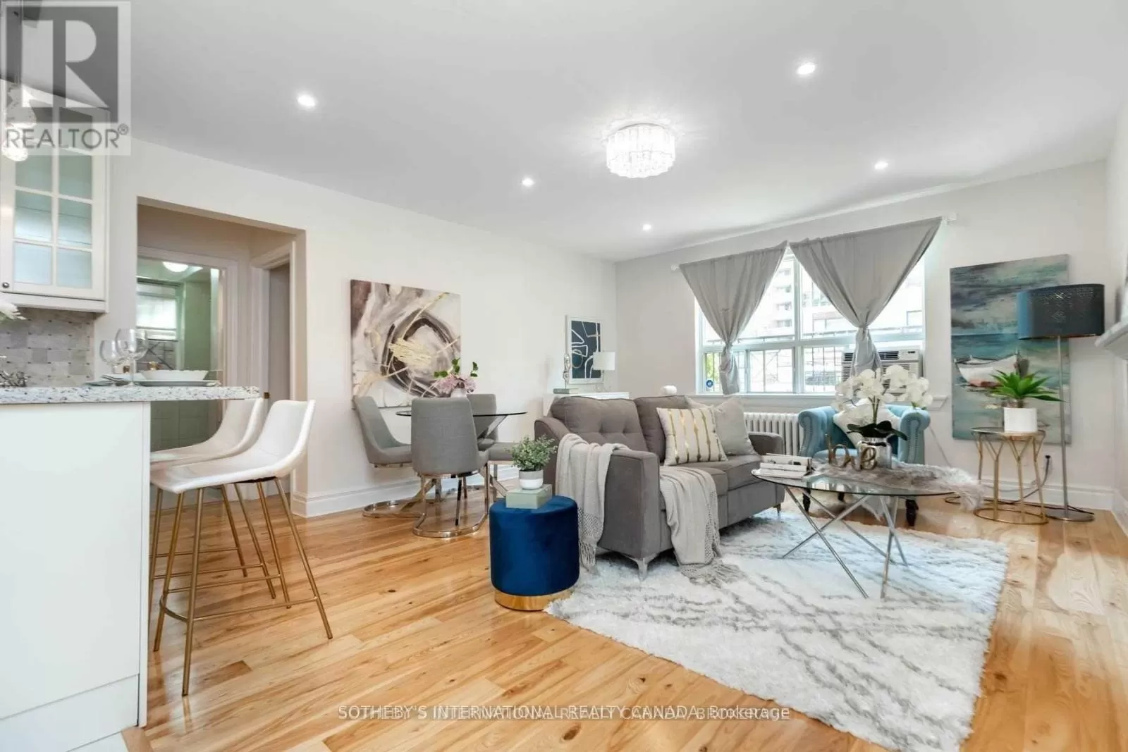 Apartment for rent: 108 - 35 Raglan Avenue, Toronto, Ontario M6C 2K7