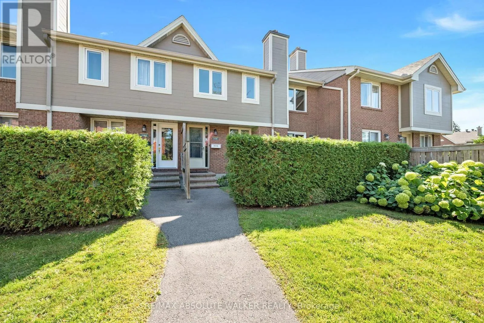 Row / Townhouse for rent: 108 - 500 Canteval Terrace, Ottawa, Ontario K4A 2C8