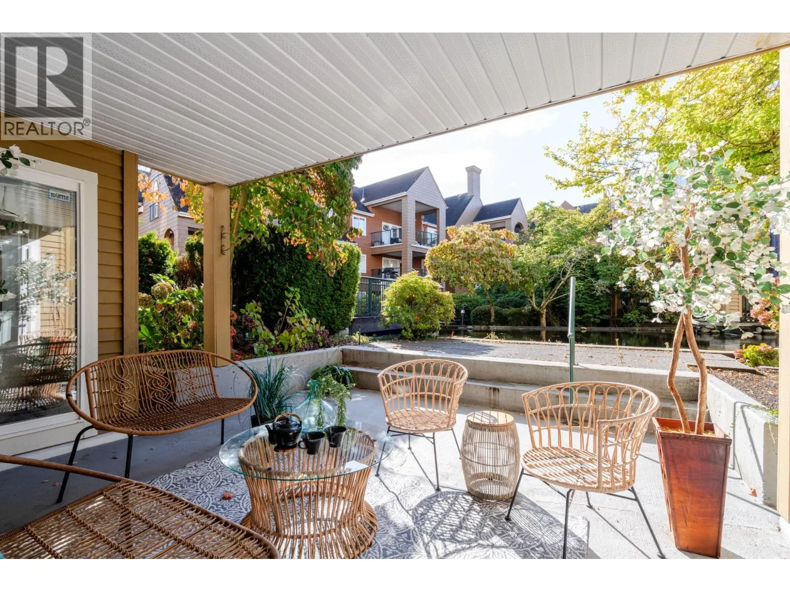 Apartment for rent: 108 5556 14th Avenue, Tsawwassen, British Columbia V4M 4E7