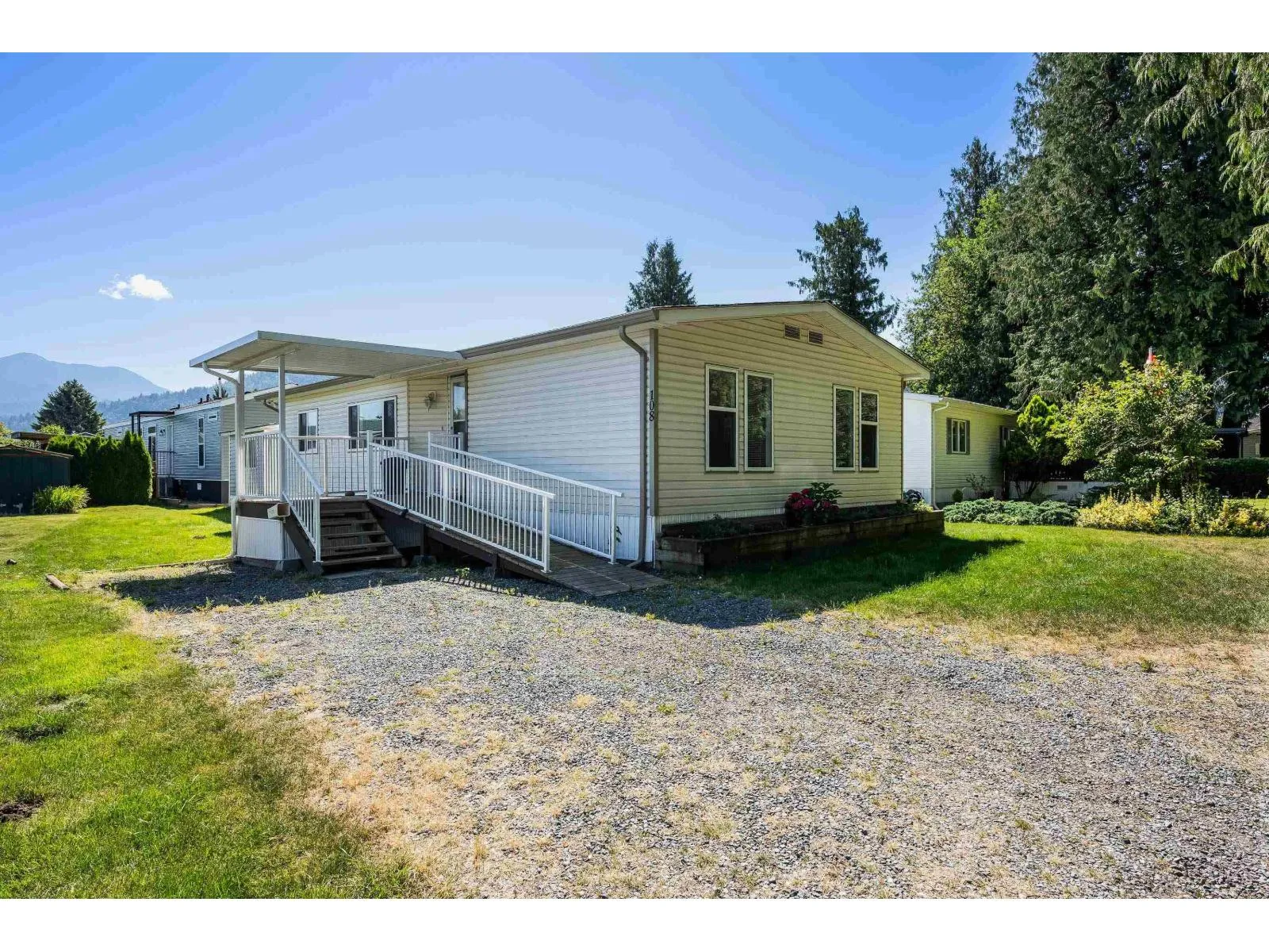 Manufactured Home for rent: 108 6035 Vedder Road|sardis South, Chilliwack, British Columbia V2R 1C5