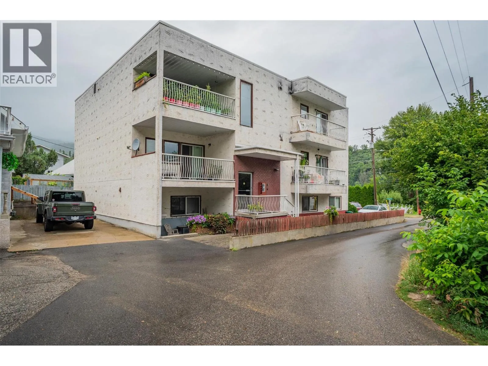 Multi-Family for rent: 108 Colley Street, Warfield, British Columbia V1R 2M2