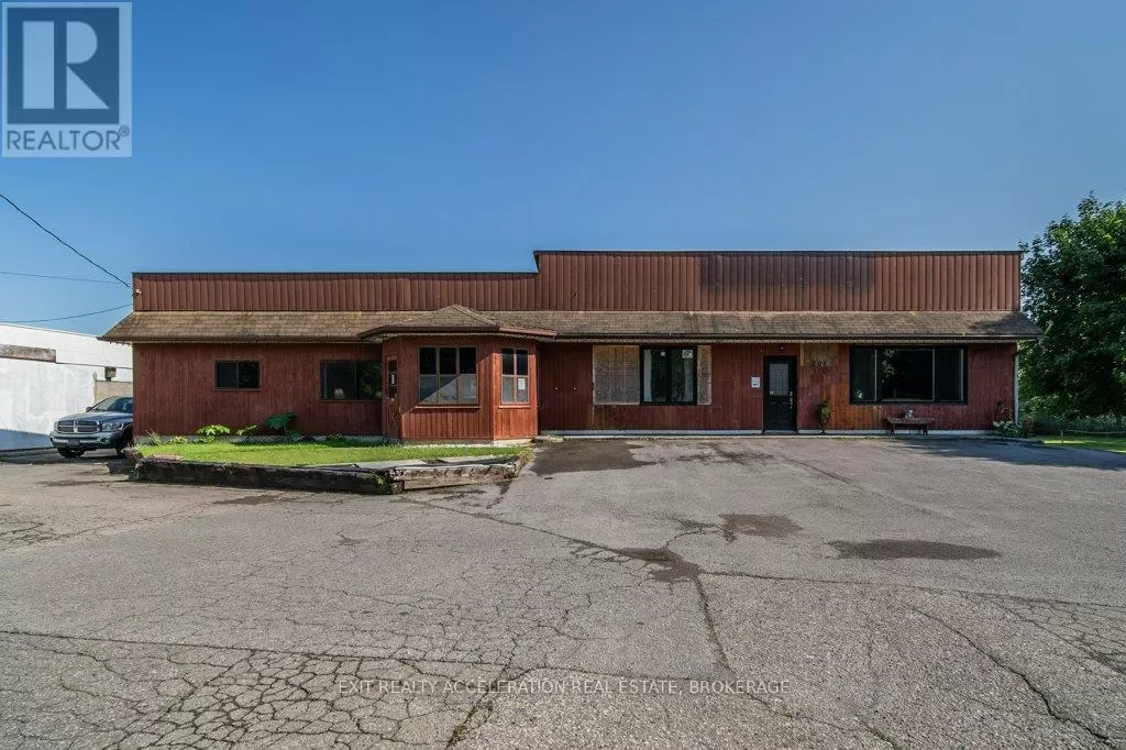 House for rent: 108 Dundas Street, Deseronto), Ontario K0K 1X0