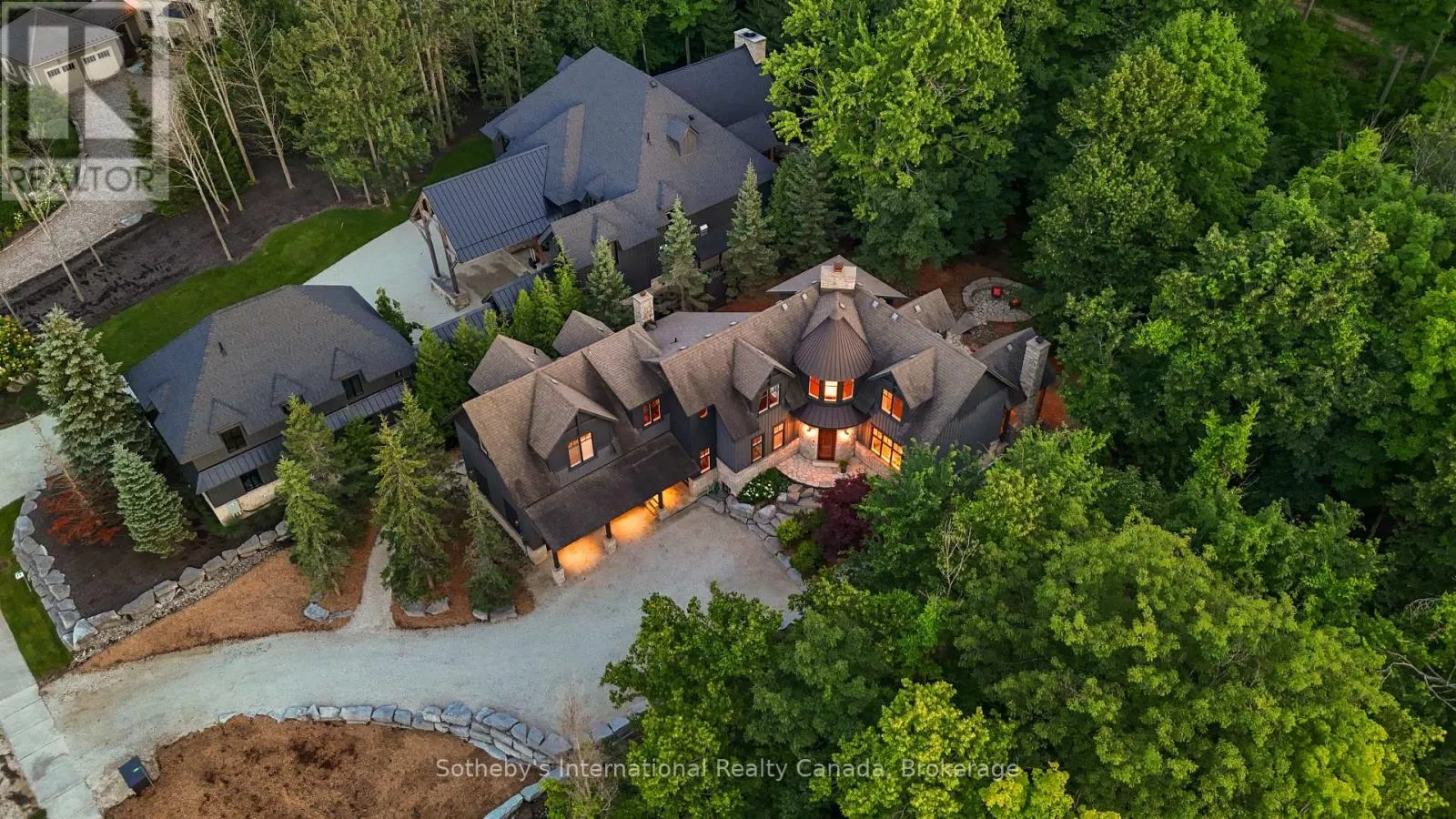 House for rent: 108 Hemlock Court, Blue Mountains, Ontario L9Y 0T3