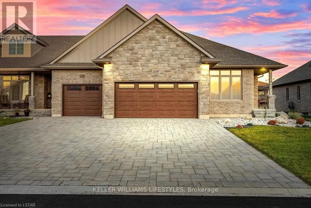 Row / Townhouse for rent: 108 Leneve Street, Lambton Shores, Ontario N0N 1J0