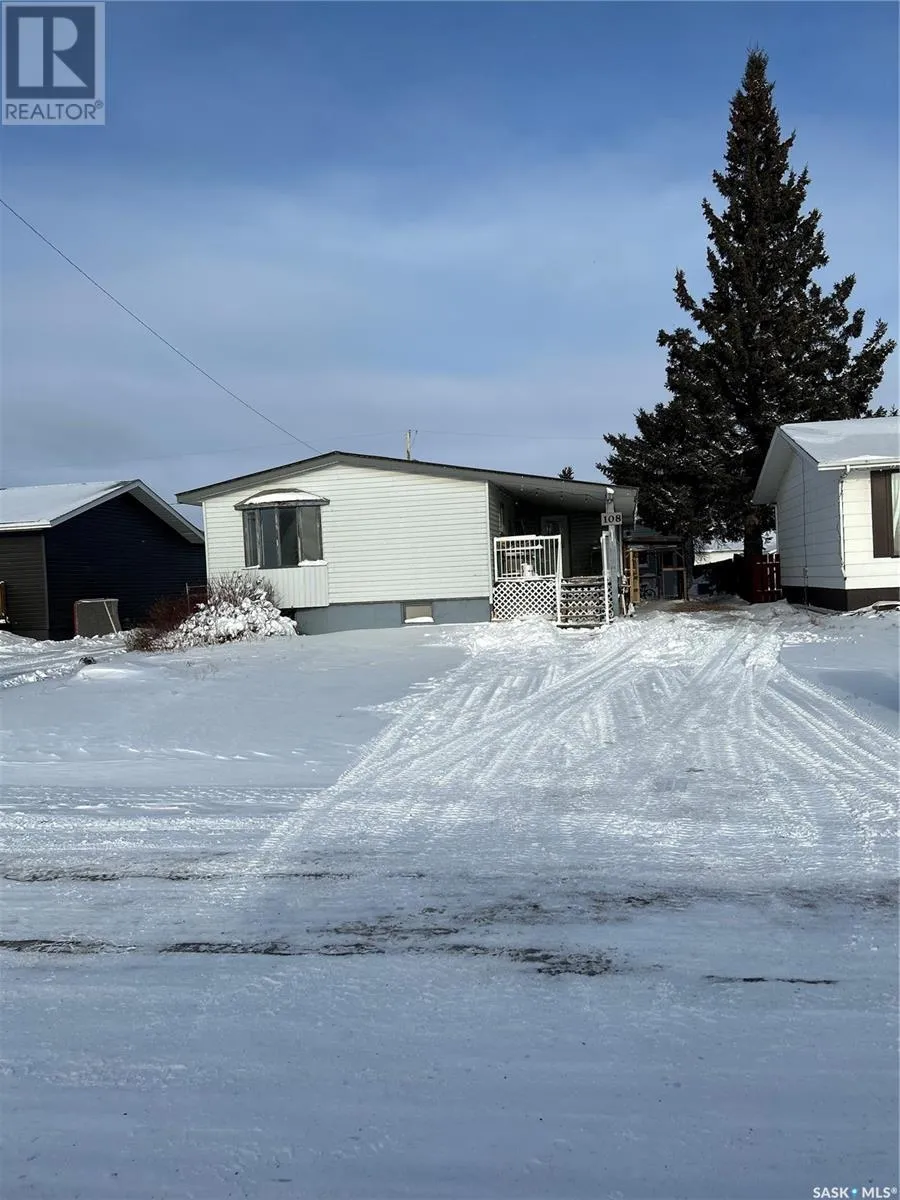 Mobile Home for rent: 108 Railway Avenue E, Shellbrook, Saskatchewan S0J 2E0