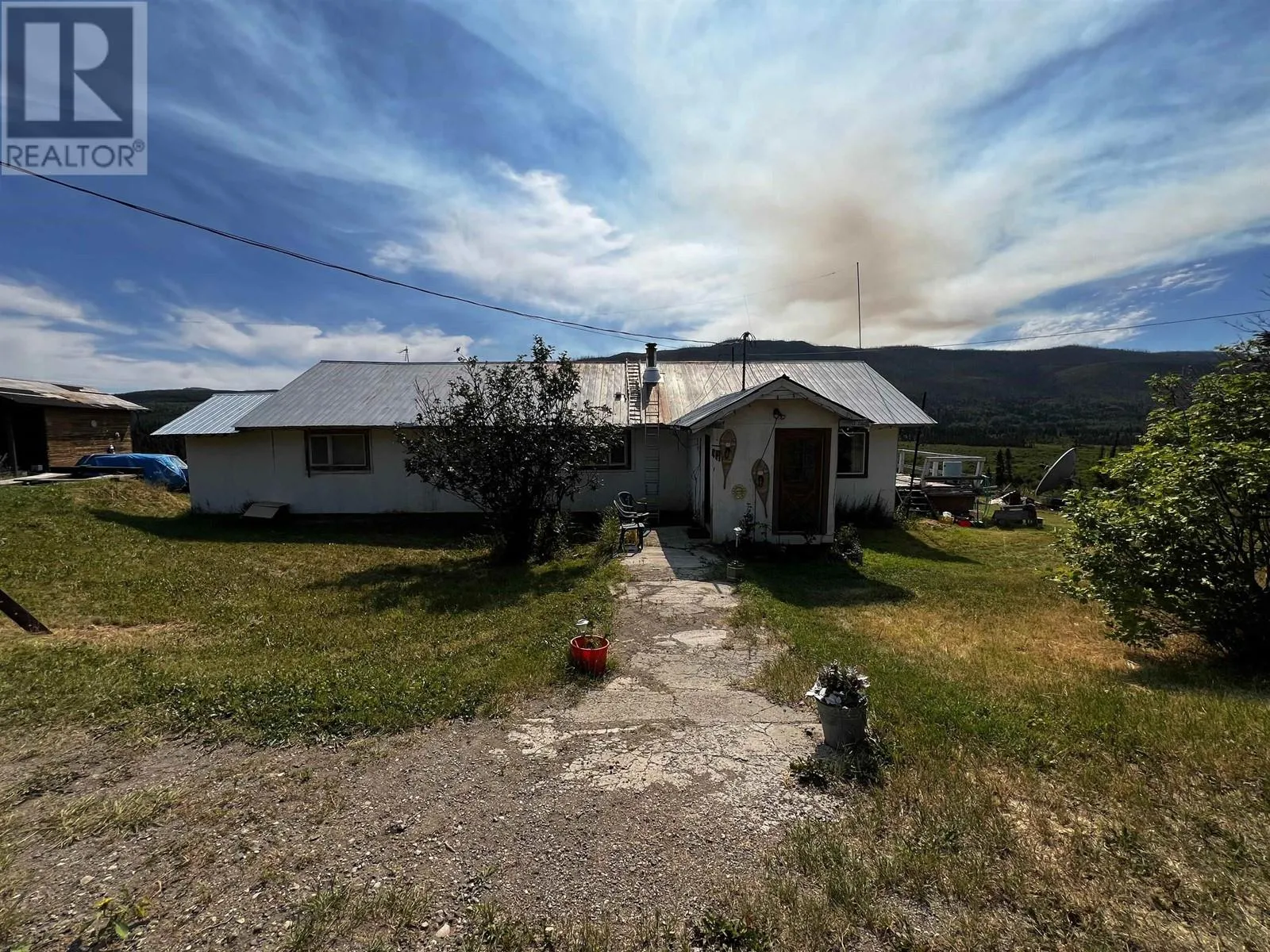 House for rent: 10845 Nithi Road, Fraser Lake, British Columbia V0J 1S0