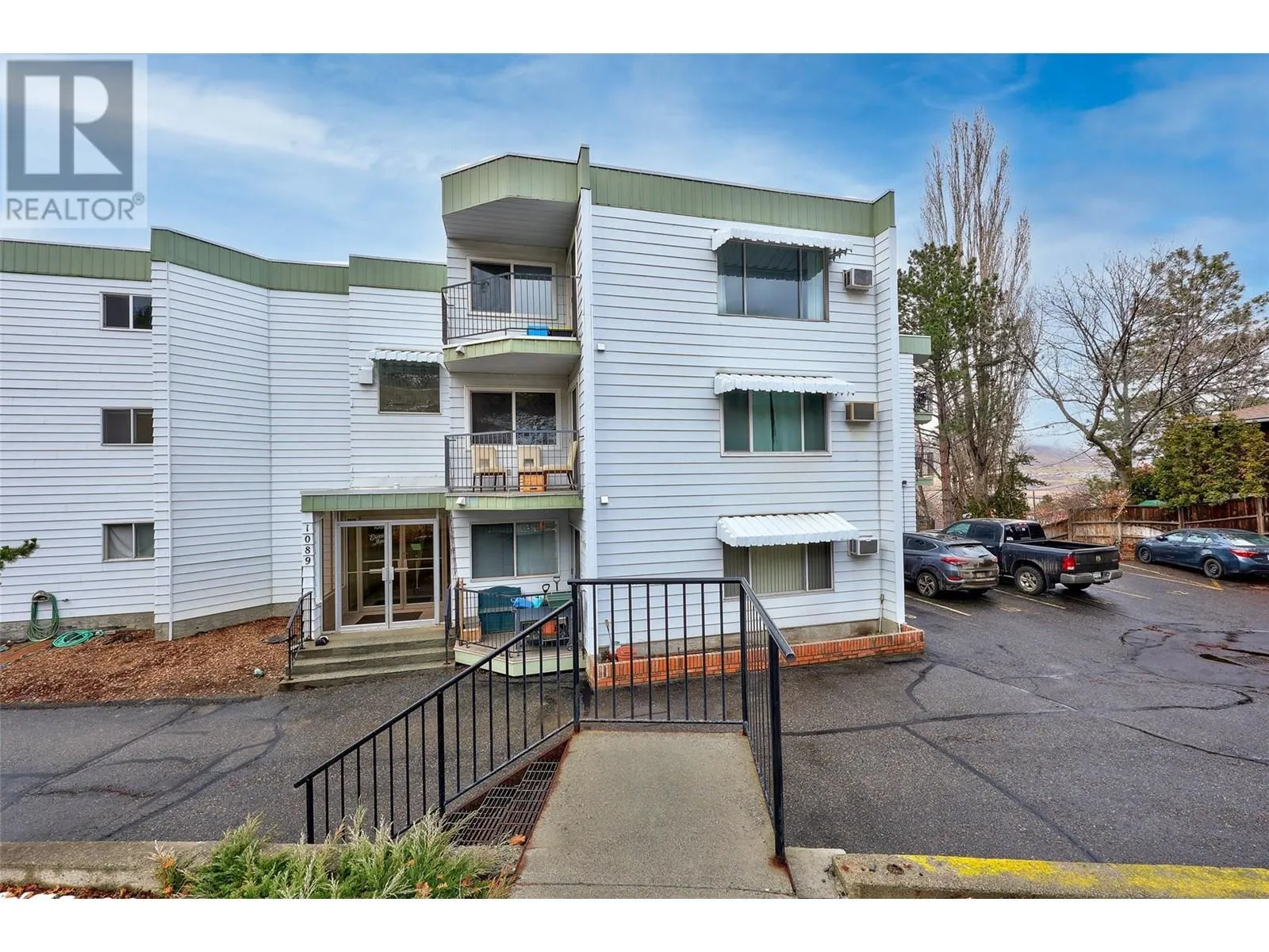 Apartment for rent: 1089 Mcmurdo Drive Unit# 3, Kamloops, British Columbia V2C 3G8