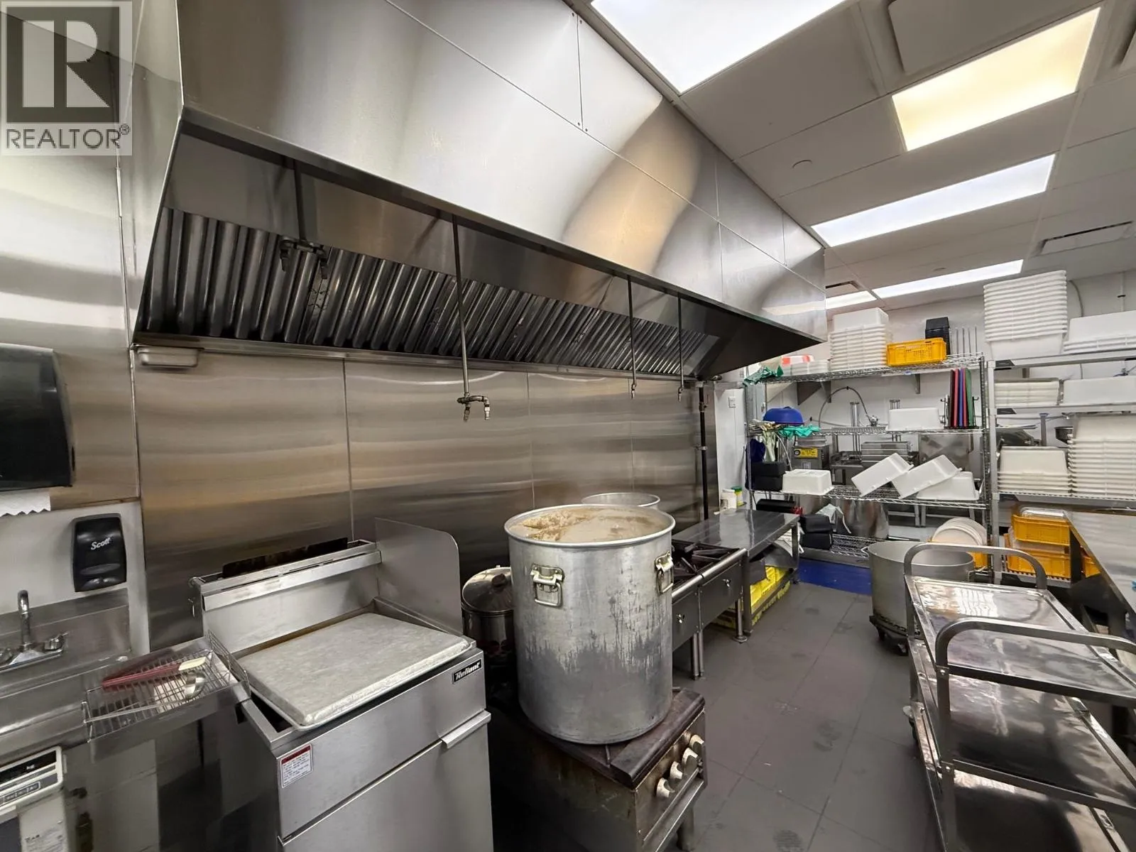 108a 81 Golden Drive, Coquitlam, British Columbia V3K 6R2