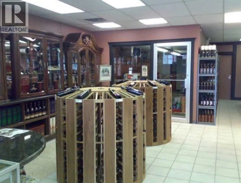 Retail for rent: 109, 1805 14 Street Sw, Calgary, Alberta T2T 3T8