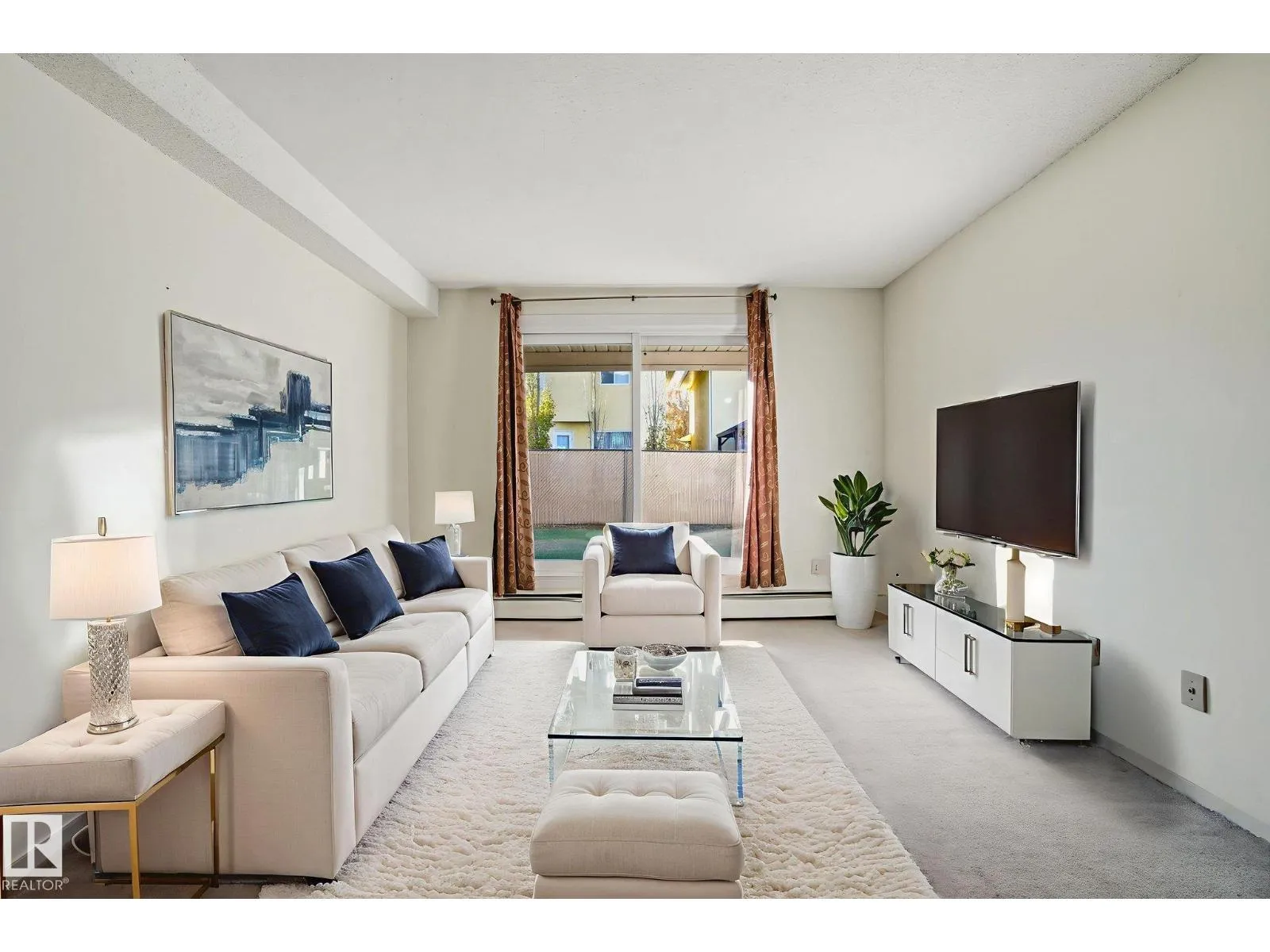 Apartment for rent: #109 2624 Mill Woods Rd E Nw, Edmonton, Alberta T6L 5K7