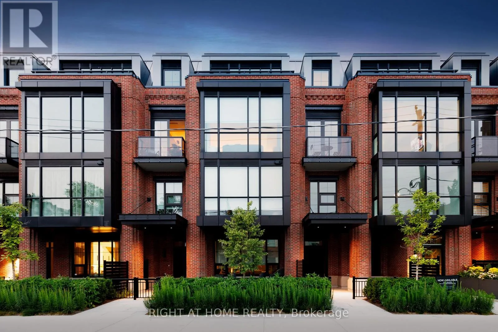 Row / Townhouse for rent: 109 - 36 Birch Avenue, Toronto, Ontario M4V 0B5