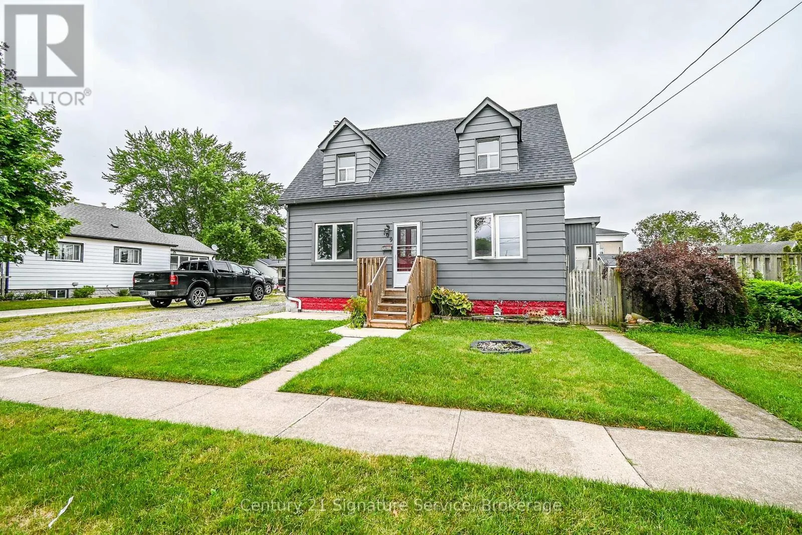 House for rent: 109 Santone Avenue, Welland, Ontario L3C 2J5