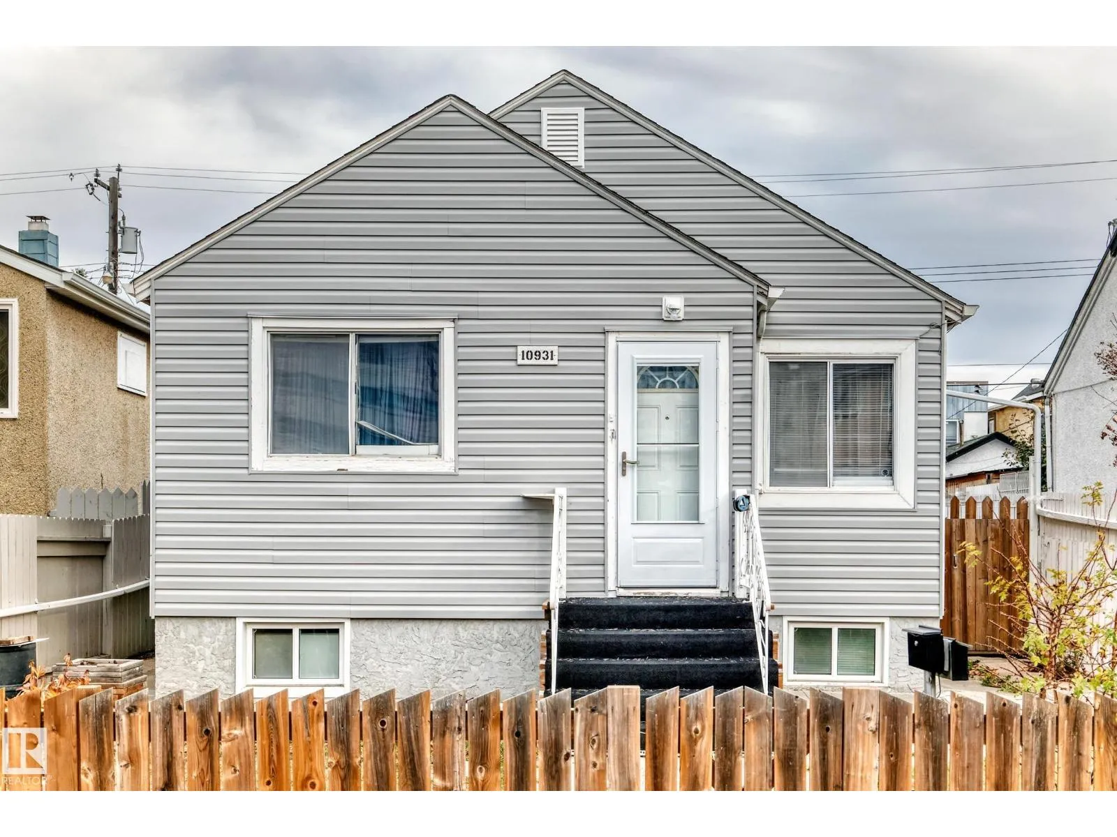 House for rent: 10931 98 St Nw, Edmonton, Alberta T5H 2P7