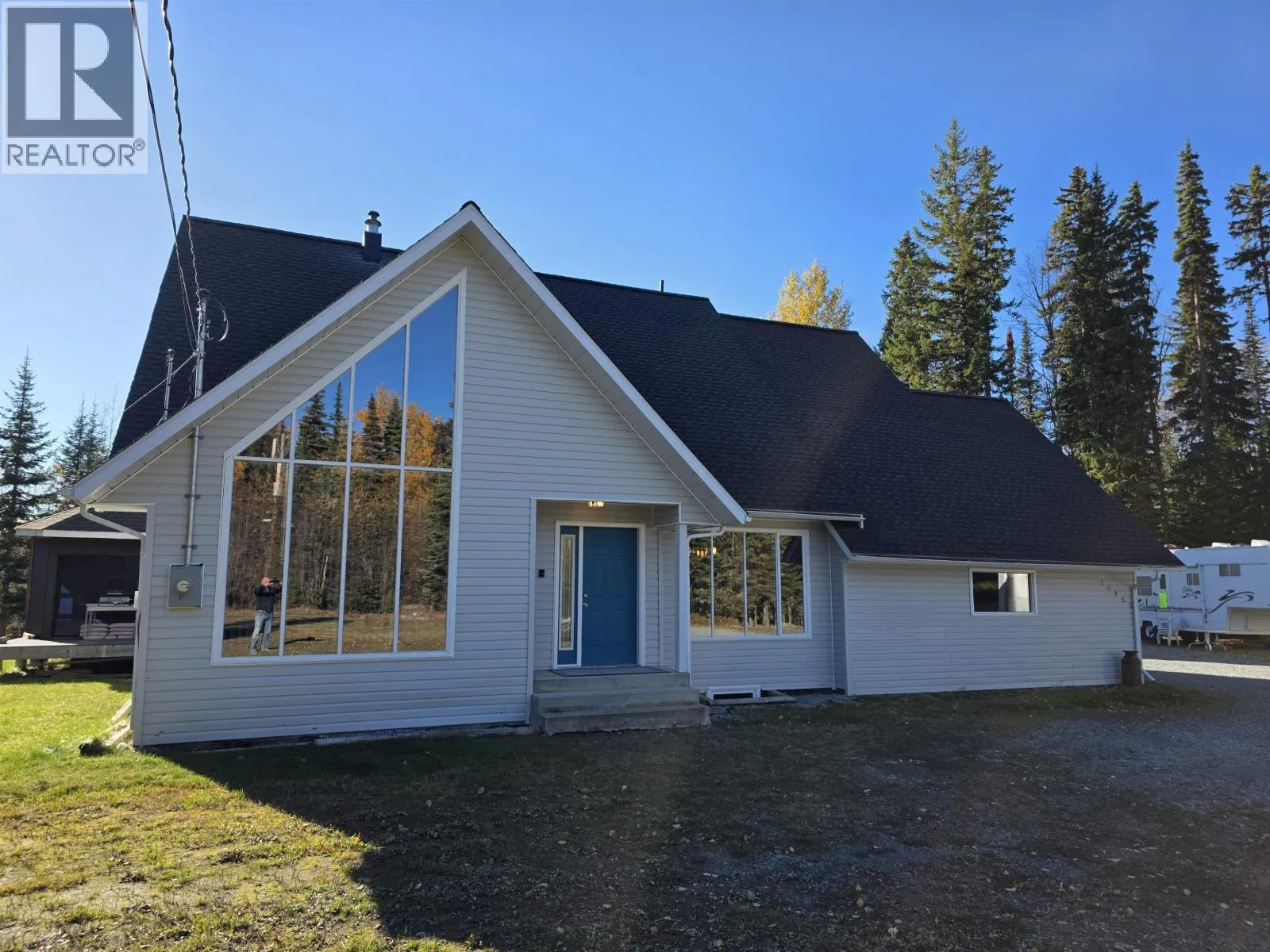 House for rent: 10955 Charles Drive, Prince George, British Columbia V2N 6V8