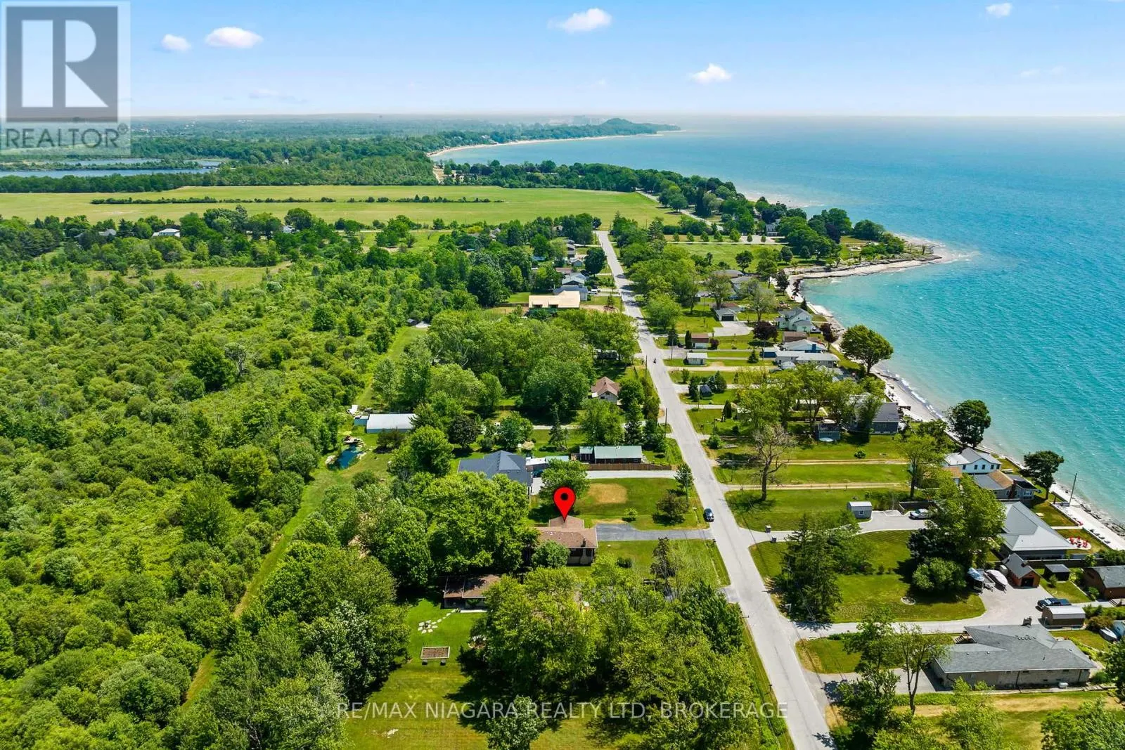 House for rent: 10960 Lakeshore Road, Wainfleet, Ontario L3K 5V4