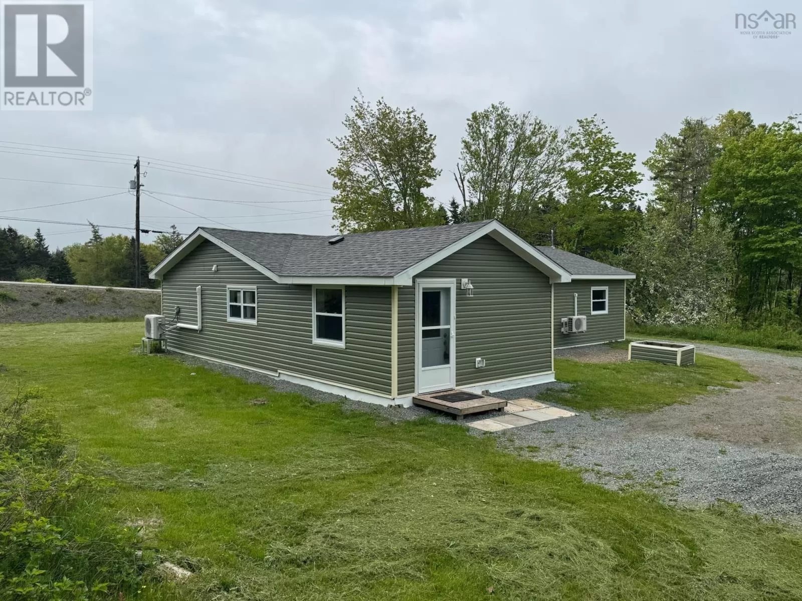 House for rent: 10979 Highway 4, St. Peter's, Nova Scotia B0E 3B0