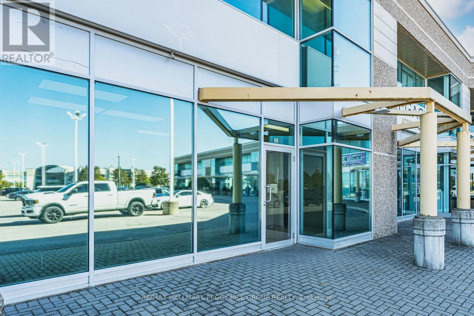 Offices for rent: 10b - 102 Commerce Park Drive, Barrie, Ontario L4N 8W8