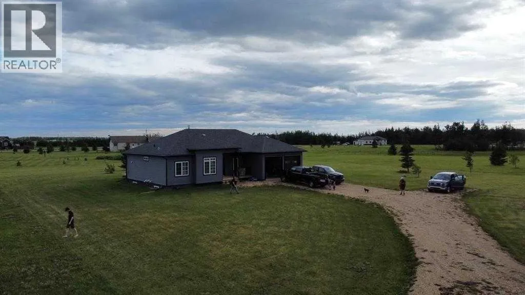 House for rent: 11, 1049 Alberta Avenue, DeBolt, Alberta T0H 1B0