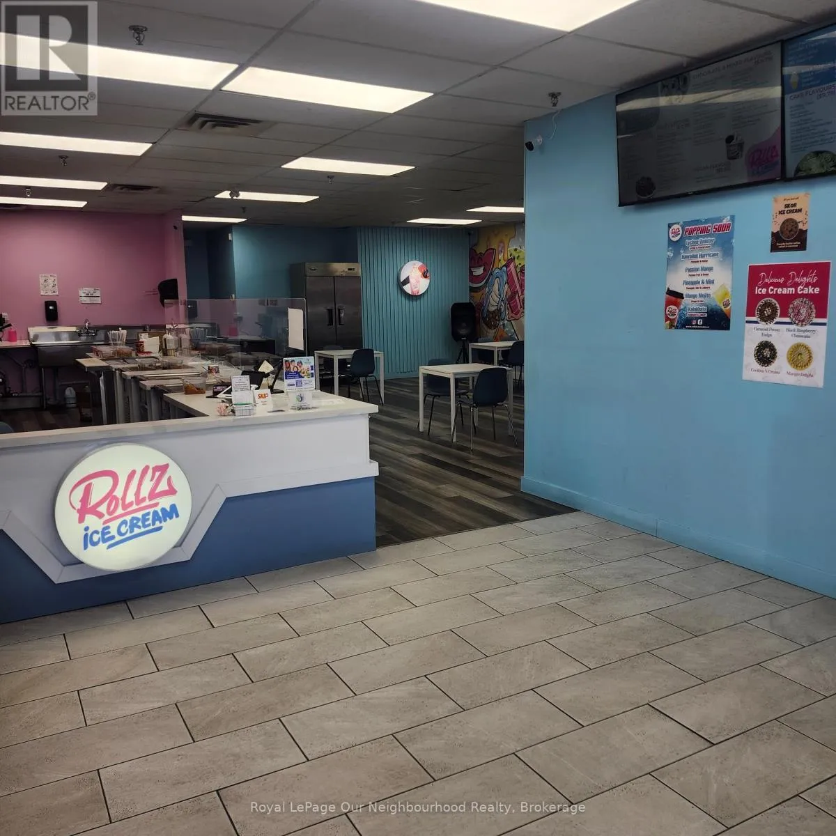 11 - 1135 Lansdowne Street W, Peterborough, Ontario K9J 7M2