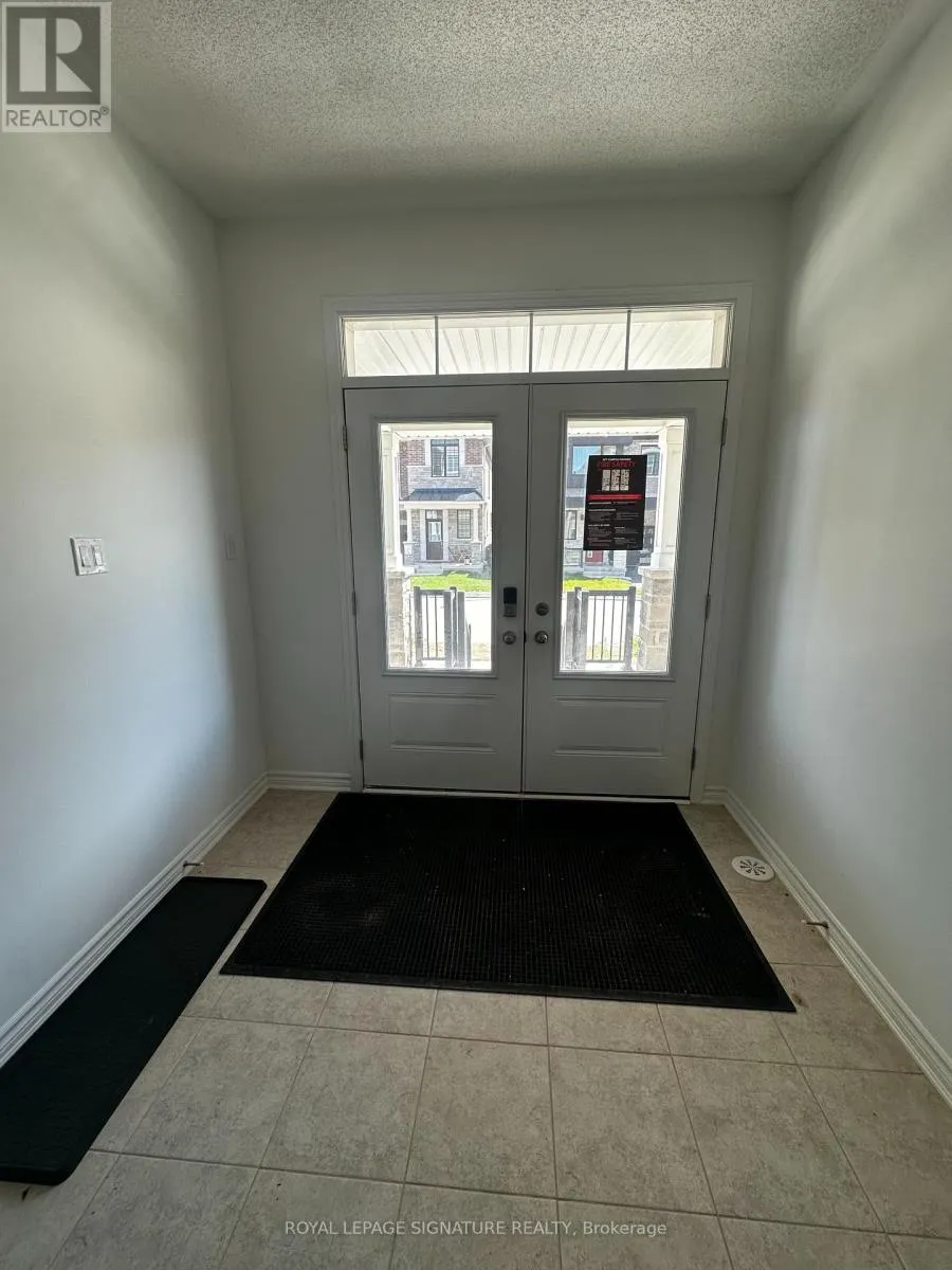 Row / Townhouse for rent: 11 - 1259 Lily Crescent, Milton, Ontario L9E 2C1