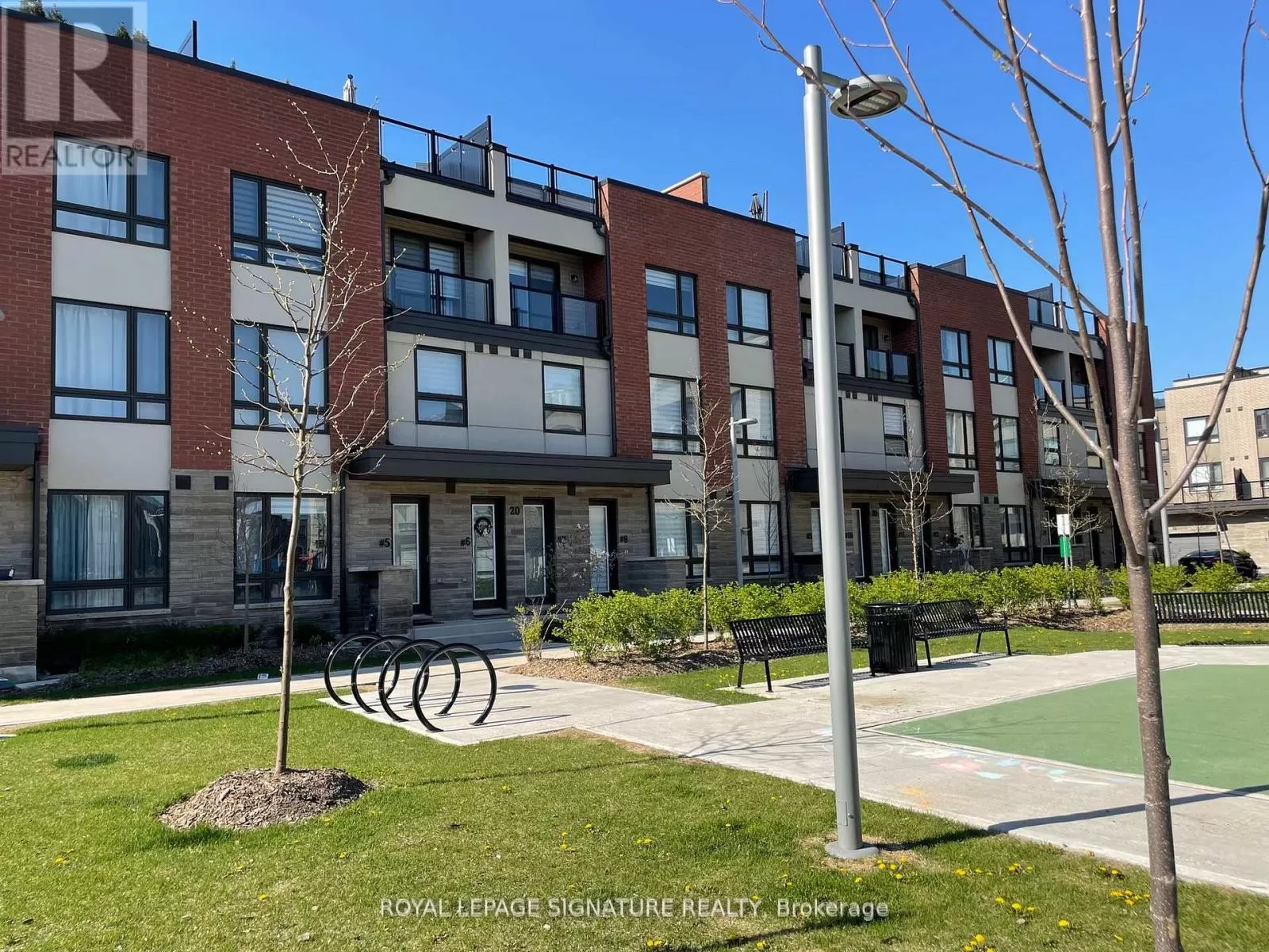 Row / Townhouse for rent: 11 - 20 Woodstream Drive, Toronto, Ontario M9W 0G1