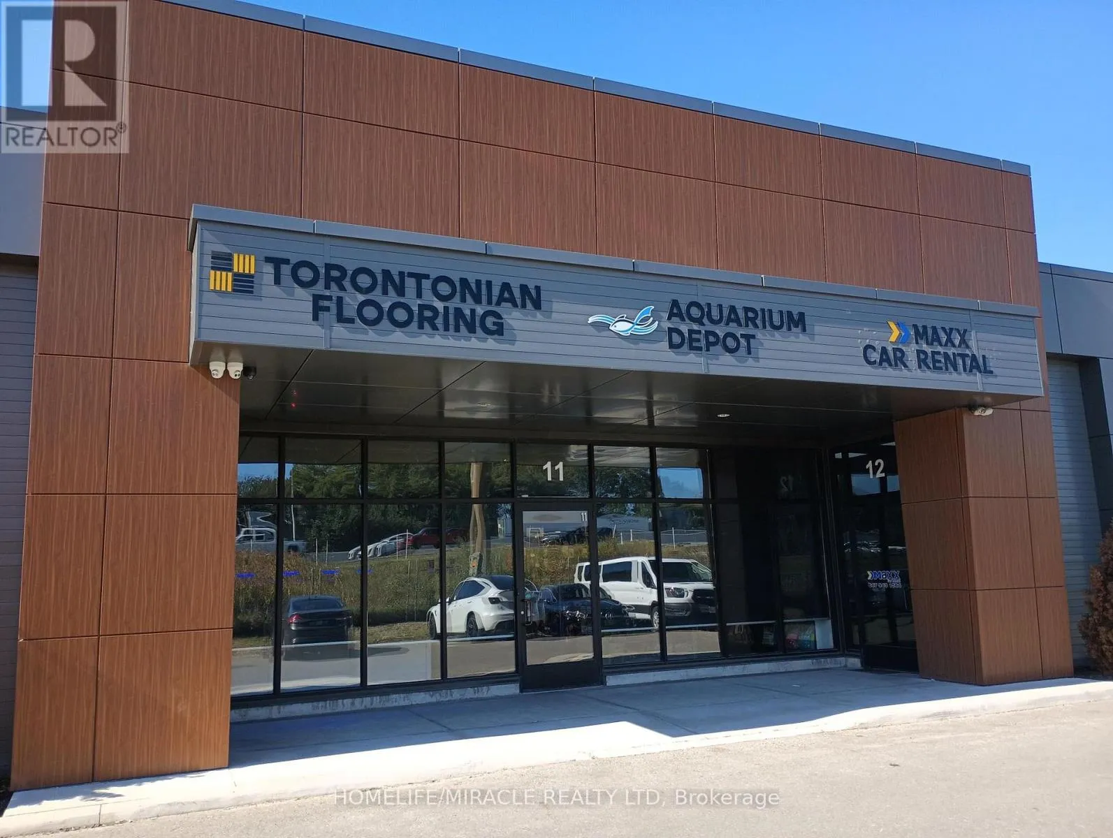 11 - 35 Stoffel Drive, Toronto, Ontario M9W 6A8