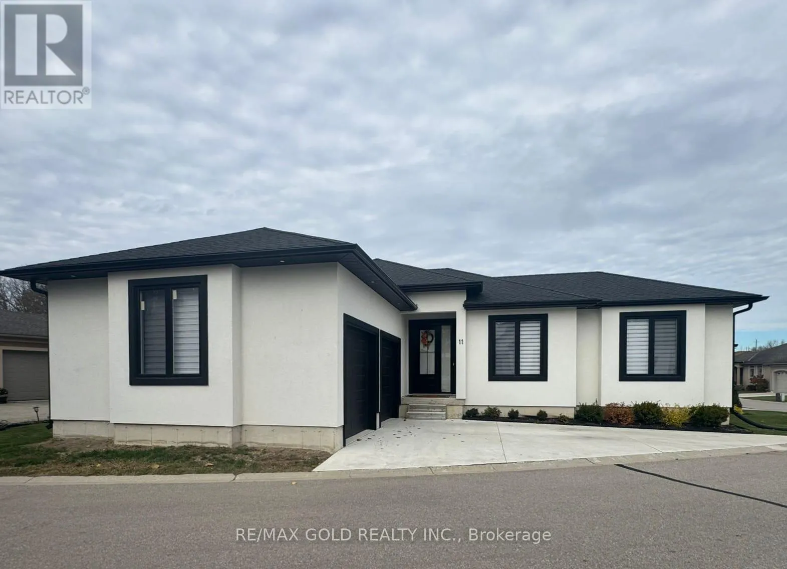 House for rent: 11 - 5 John Pound Road, Tillsonburg, Ontario N4G 5X3