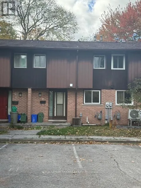 Row / Townhouse for rent: 11 - 51 Summit Avenue, London North, Ontario N6H 2G5