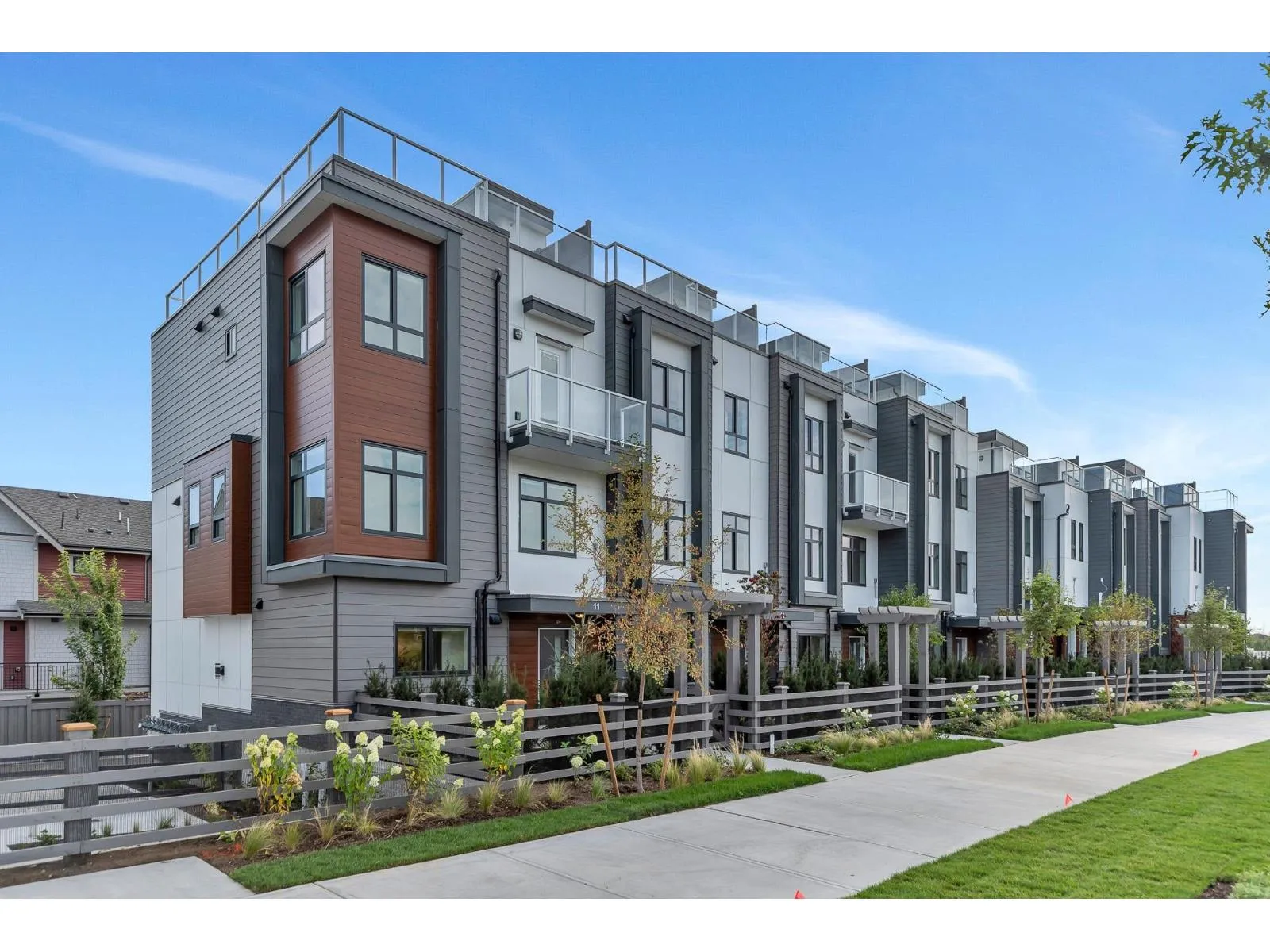 Row / Townhouse for rent: 11 6983 204 Street, Langley, British Columbia V2Y 1P8