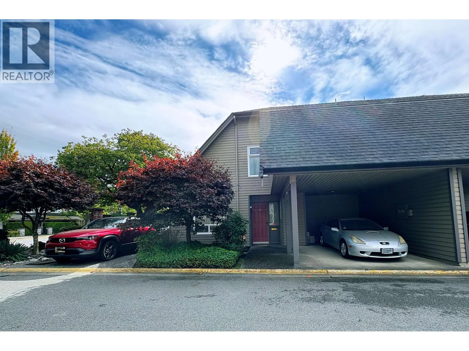 Row / Townhouse for rent: 11 8631 No.3 Road, Richmond, British Columbia V6Y 2E6