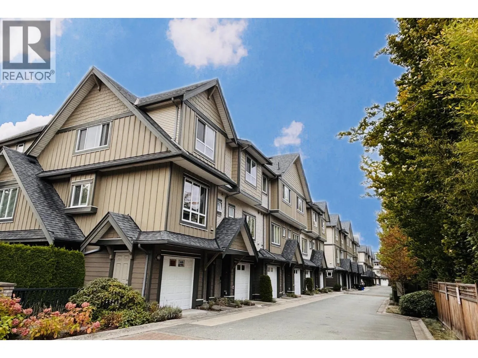 Row / Townhouse for rent: 11 9391 Alberta Road, Richmond, British Columbia V6Y 1T7