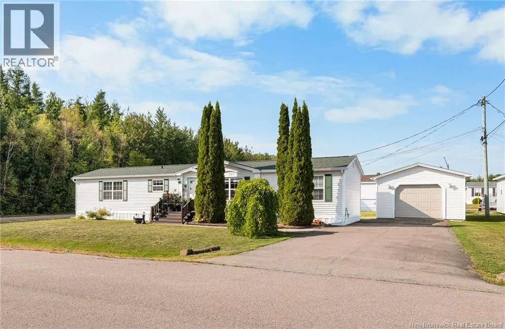 House for rent: 11 Ascona Street, Moncton, New Brunswick E1H 3H7