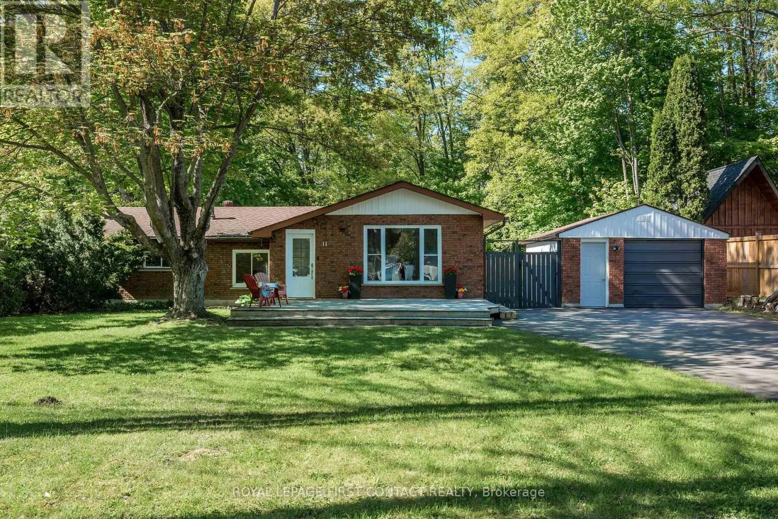 House for rent: 11 Broad Street, Penetanguishene, Ontario L9M 1E9