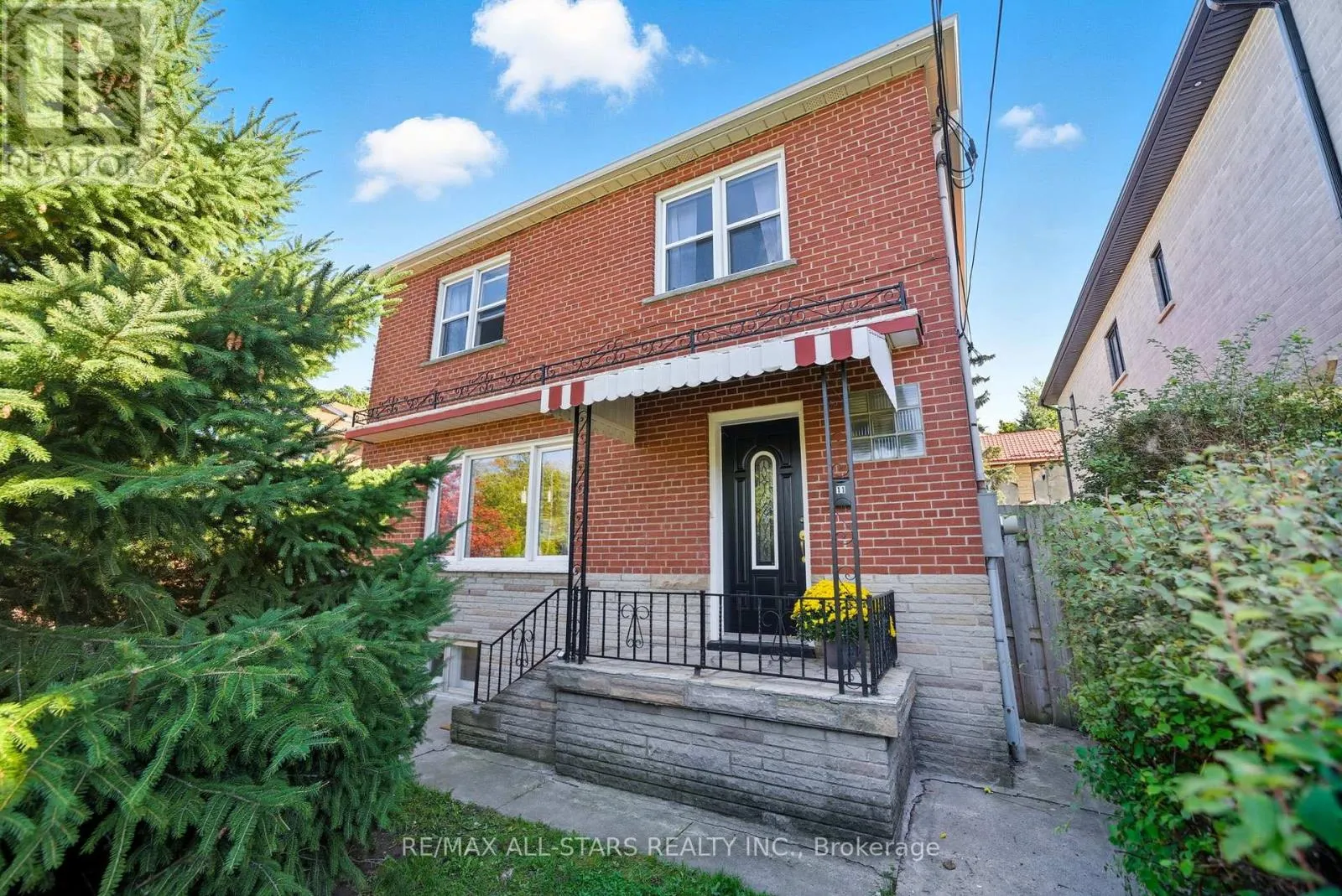 House for rent: 11 Chatterton Boulevard, Toronto, Ontario M1M 2G3