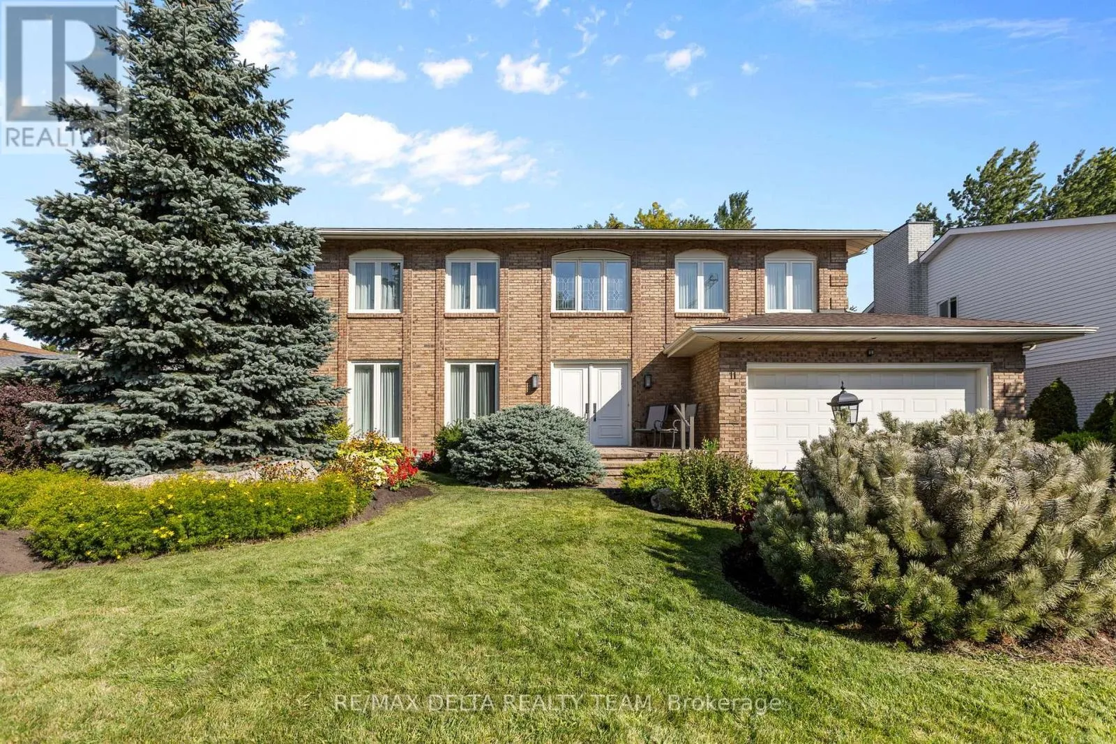 House for rent: 11 Garand Place, Ottawa, Ontario K1H 8M1