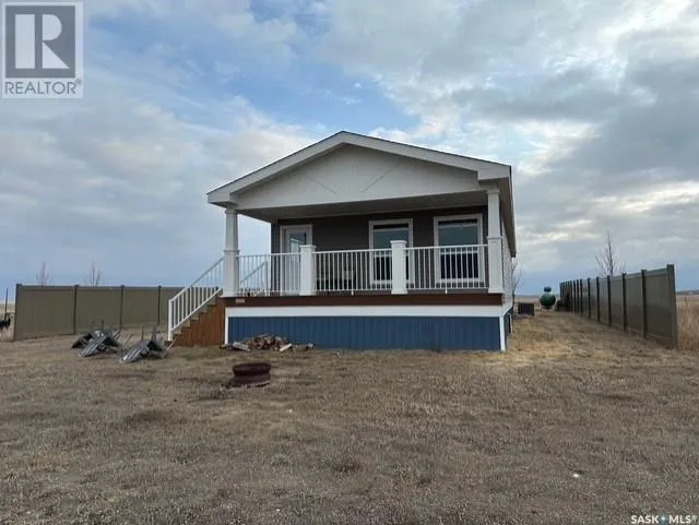 Manufactured Home for rent: 11 Lakeshore Drive, Gravelbourg Rm No. 104, Saskatchewan S0H 1X0