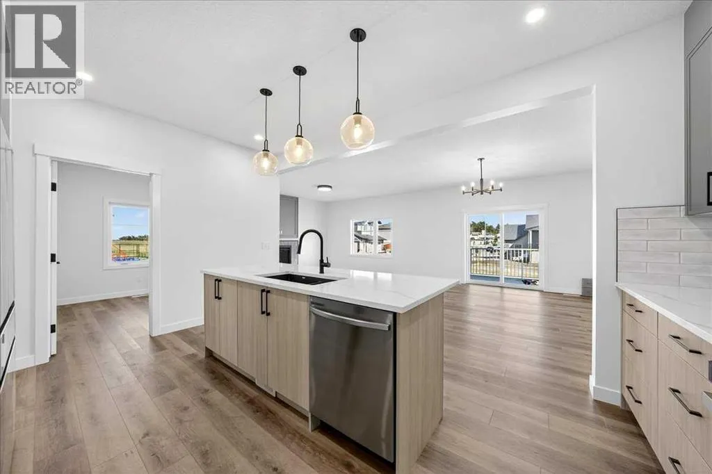 House for rent: 11 Lakewood Point, Strathmore, Alberta T1P 0G7