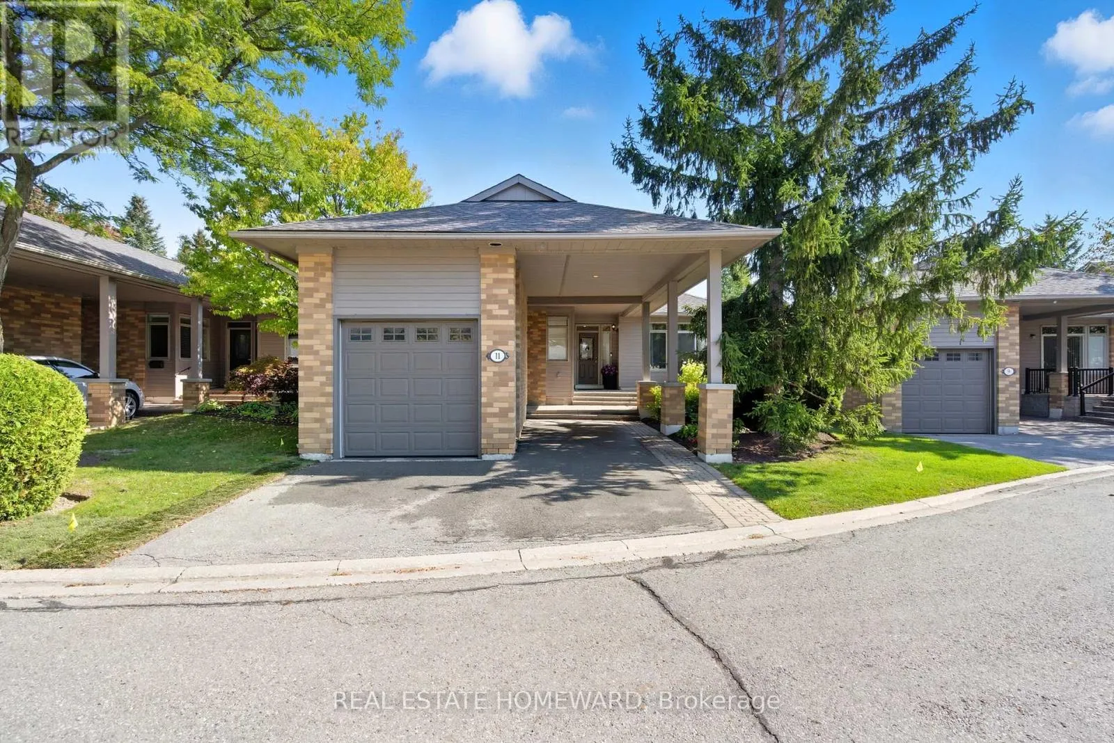 House for rent: 11 Loon Harbour Way, Markham, Ontario L6E 1B4