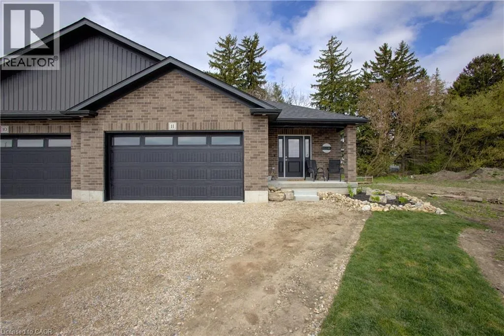 House for rent: 11 Malcolm Crescent, Listowel, Ontario N4W 3X8