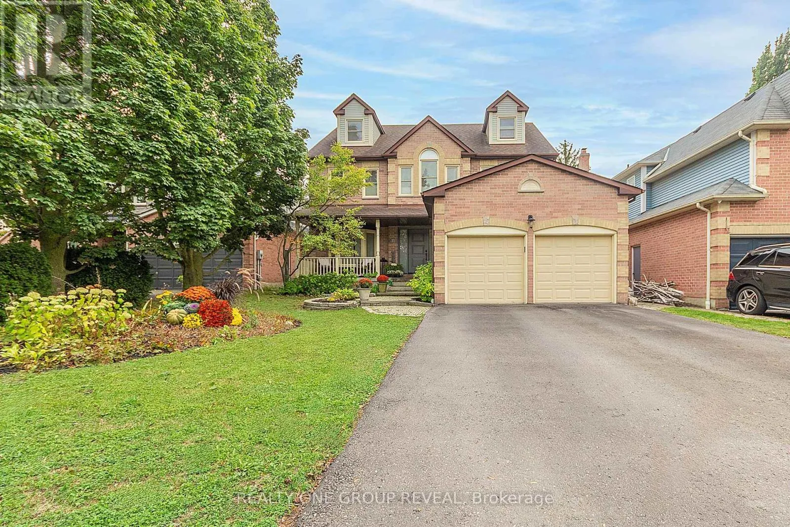 House for rent: 11 Nettle's Court, Whitby, Ontario L1P 1L5