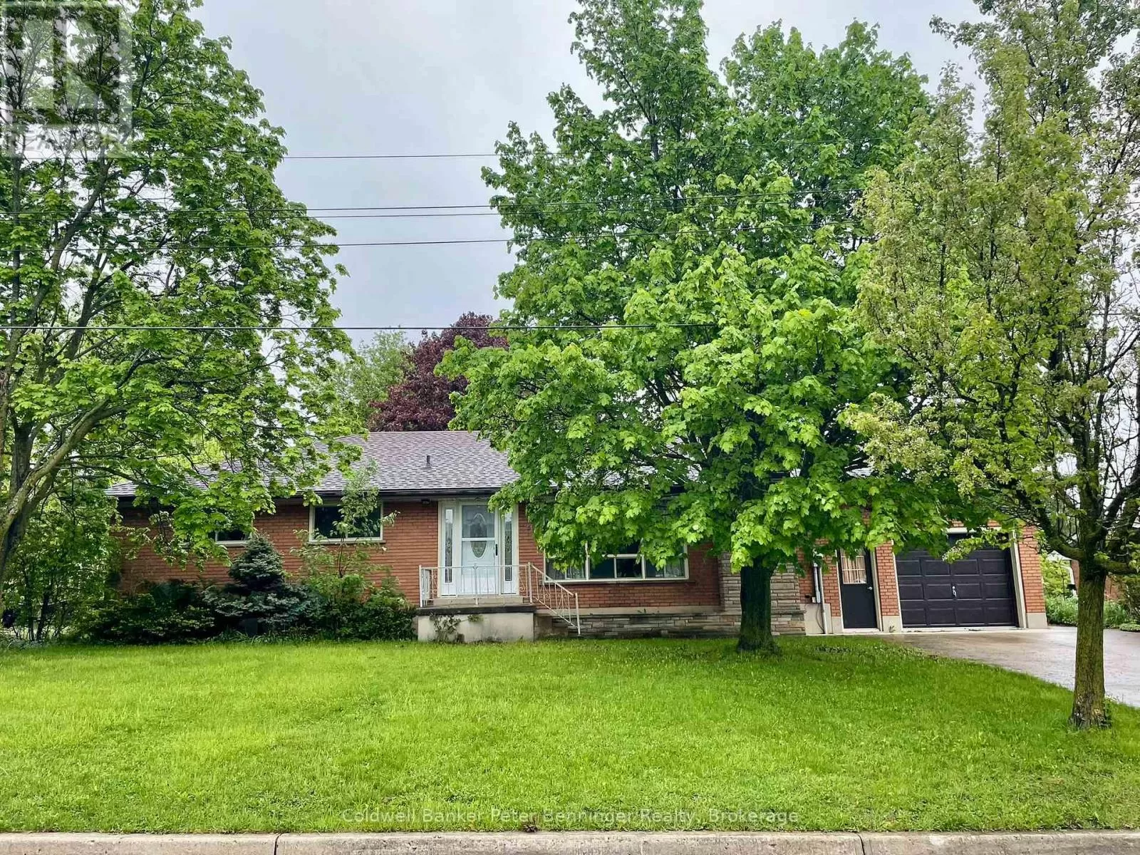 House for rent: 11 Park Street, Brockton, Ontario N0G 2V0