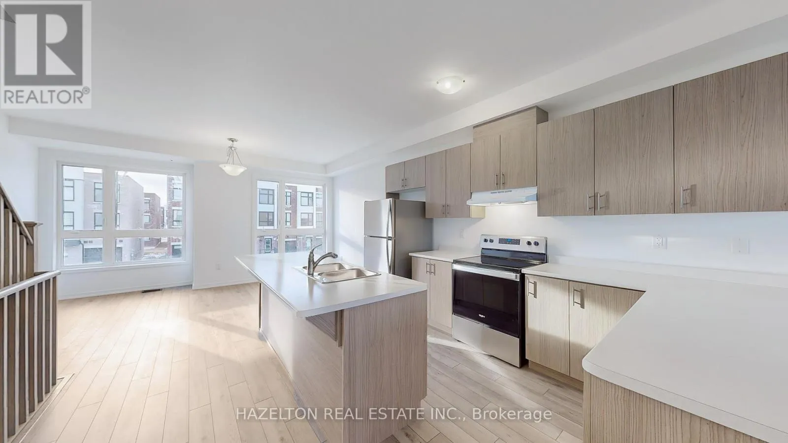 Row / Townhouse for rent: 11 Pegler Street, Ajax, Ontario L1S 7M3