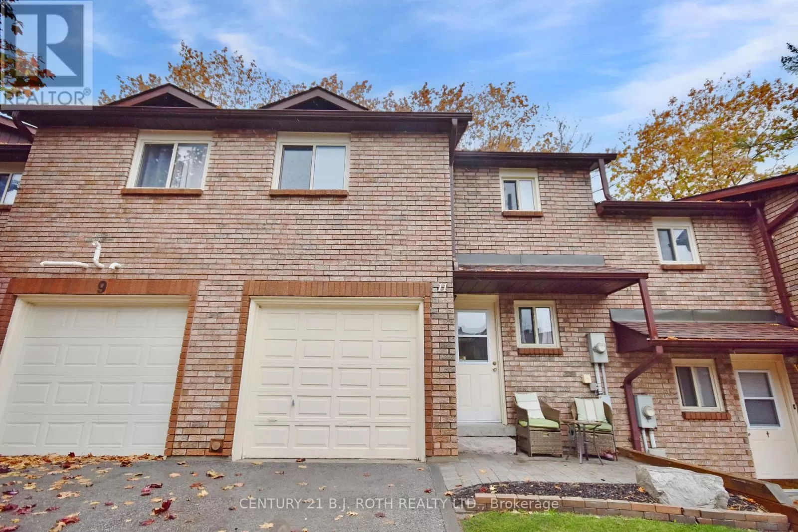 Row / Townhouse for rent: 11 Pheasant Trail, Barrie, Ontario L4N 6W4