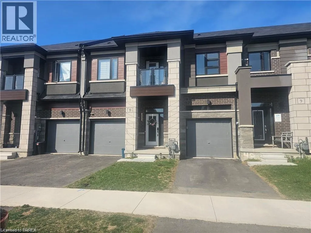 Row / Townhouse for rent: 11 Poole Street, Brantford, Ontario N3V 0B2