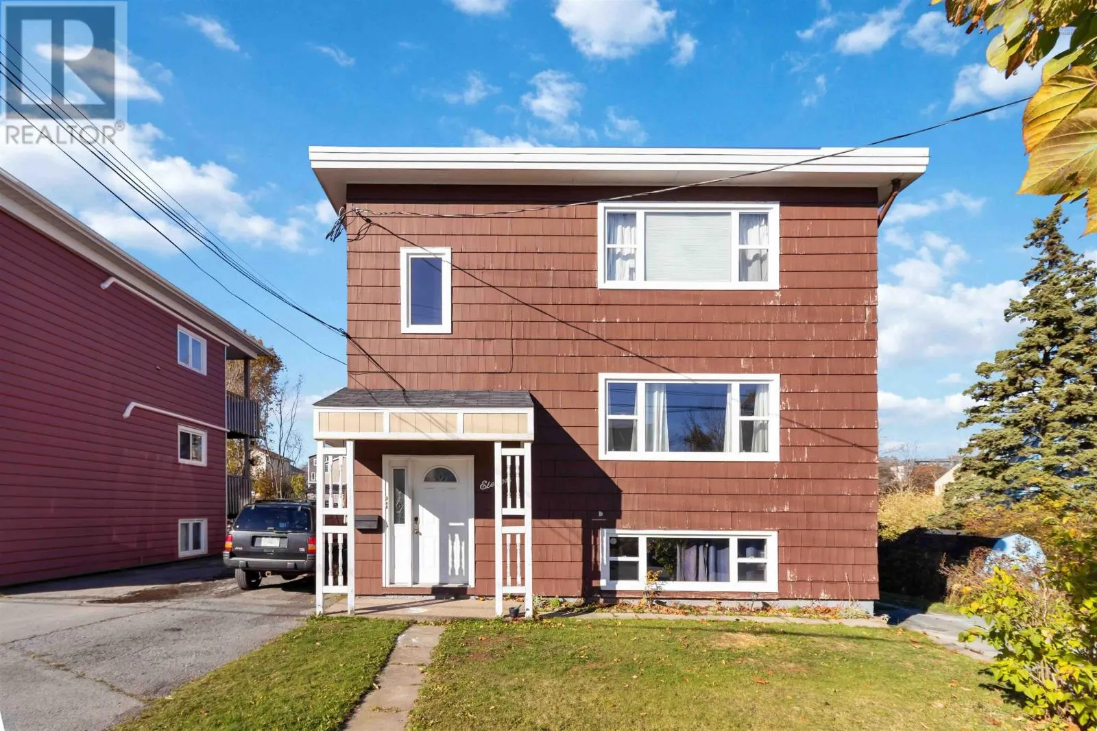 Triplex for rent: 11 Rosedale Avenue, Fairview, Nova Scotia B3N 2J2