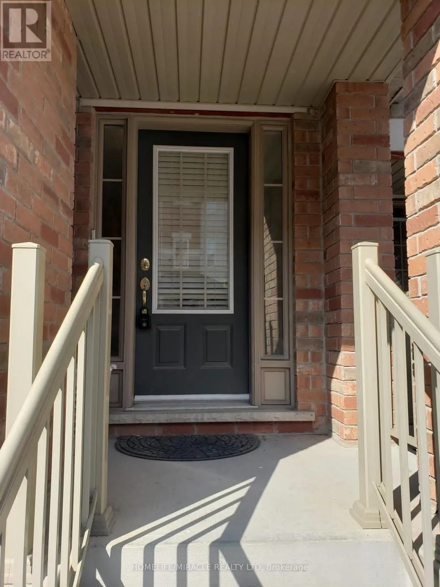 Row / Townhouse for rent: 11 Shiff Crescent, Brampton, Ontario L6Z 0H5