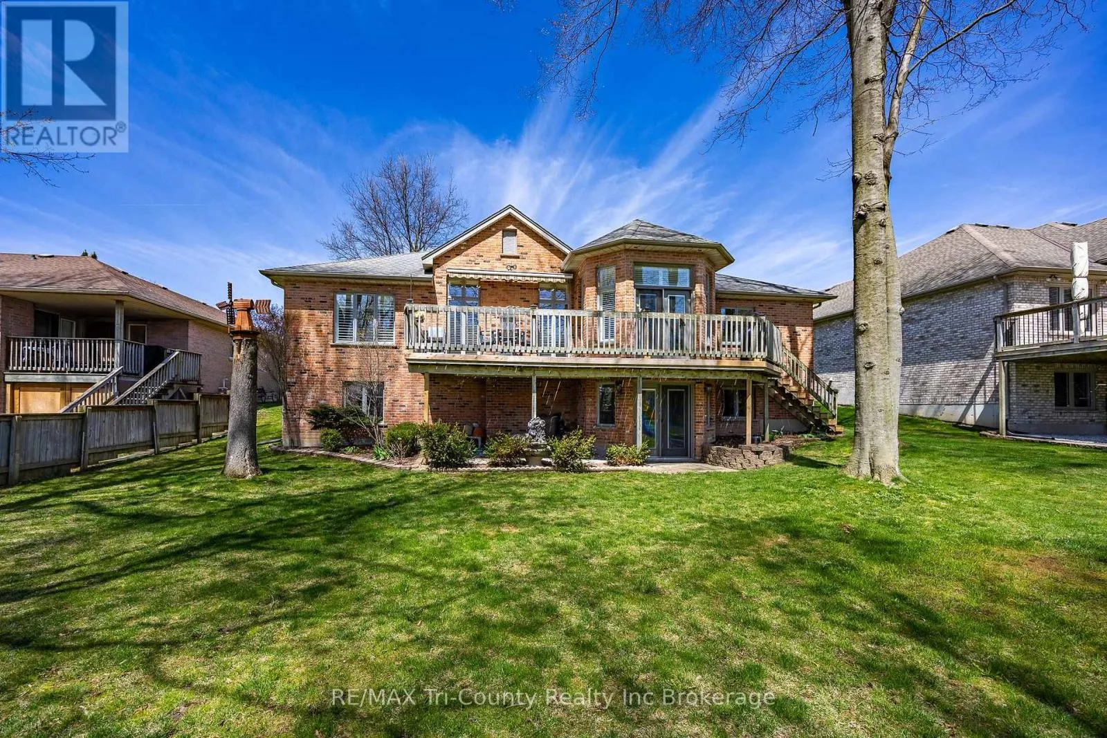 House for rent: 11 Woodside Drive, Tillsonburg, Ontario N4G 5P9