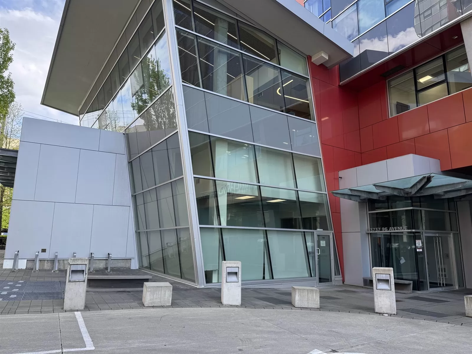 110 13737 96 Avenue, Surrey, British Columbia V3V 1Z2